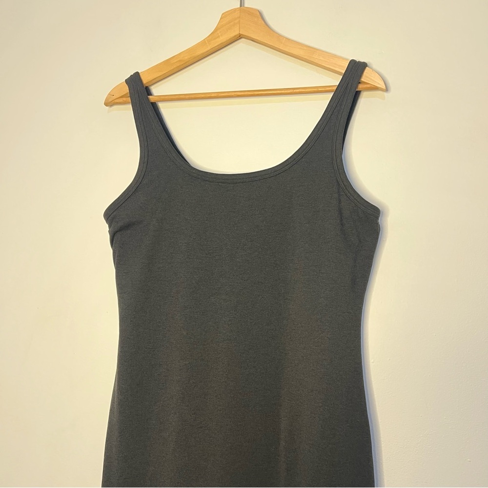 Vuori Halo essential Classic Black Midi Dress size xlarge - Picture 3 of 9